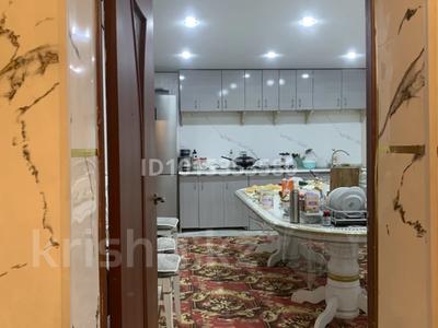 Отдельный дом · 4 комнаты · 120 м² · 8 сот., Абулкаир Хана 19 — улица напротив Мечети за 37 млн ₸ в 
