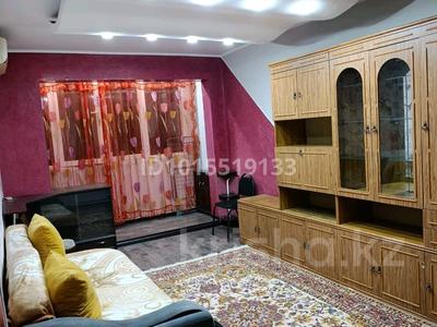 2-комнатная квартира · 45 м² · 4/4 этаж, мкр №5 3 за 280 000 ₸ в Алматы, Ауэзовский р-н