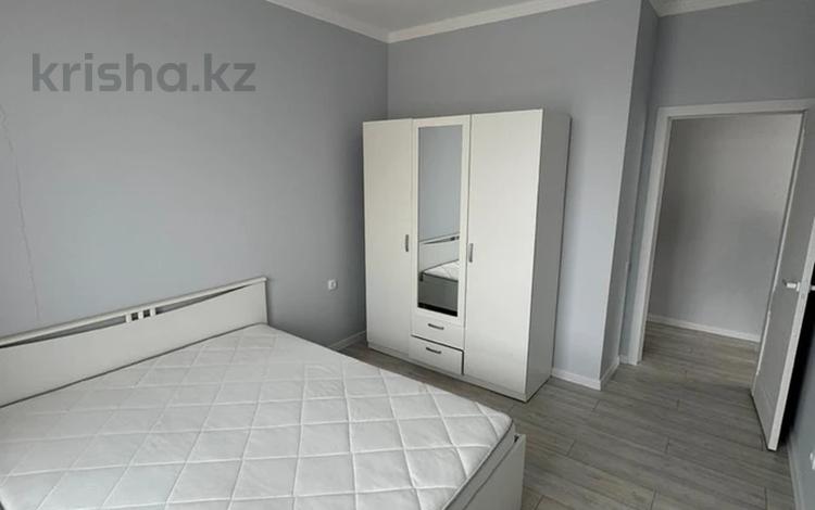 2-комнатная квартира, 62 м², 6/9 этаж помесячно, Байтурсынова 35 — Азербаева