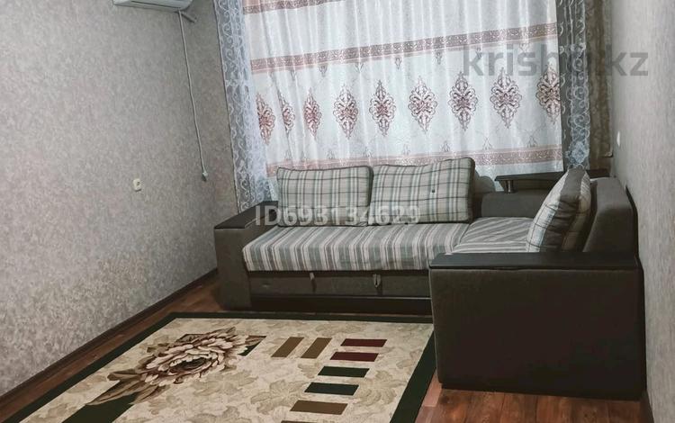 1-комнатная квартира · 30 м² · 1/5 этаж, Старый город, Билге Каган 47 — ЖДВ, Акация , Колхозный рынок за 110 000 ₸ в Актобе — фото 2