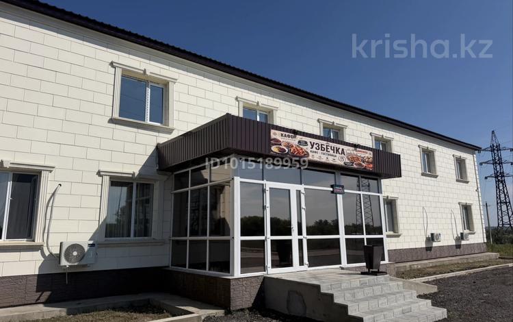 10 комнат · 500 м² · 2/2 этаж, мкр Михайловка , Саранское шоссе 426 за 100 000 ₸ в Караганде, Казыбек би р-н — фото 2