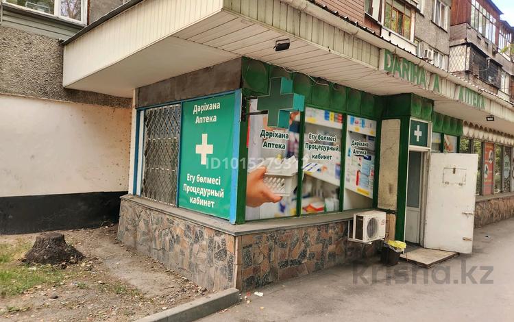 Свободное назначение, офисы, магазины и бутики, склады, общепит, салоны красоты, медцентры и аптеки, образование, развлечения, кабинеты и рабочие места, студии · 70 м² за 400 000 ₸ в Алматы, Турксибский р-н — фото 2