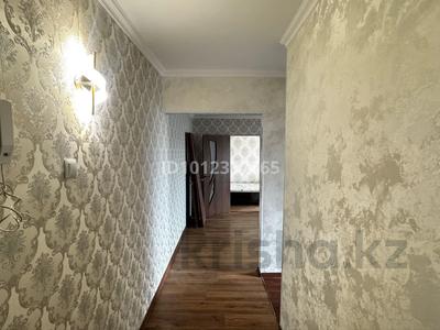 2-бөлмелі пәтер · 45 м² · 4/5 қабат, Мкр. Самал 31, бағасы: 150 000 ₸ в Таразе