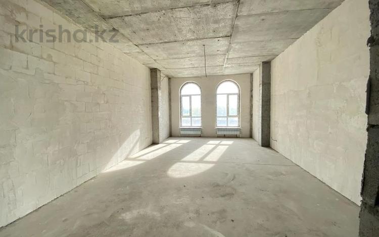 4-комнатная квартира, 183.5 м², 3/5 этаж, 2 84 за 70 млн 〒 в Атырау — фото 2