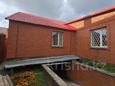Жеке үй · 4 бөлме · 267 м² · 8 жүзд., 5 декабря, бағасы: 80 млн ₸ в Костанае