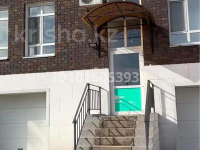 6-бөлмелі пәтер · 210 м², Ш. Косшигулова 91, бағасы: 90 млн ₸ в Кокшетау
