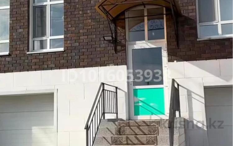 6-бөлмелі пәтер · 210 м², Ш. Косшигулова 91, бағасы: 90 млн ₸ в Кокшетау — фото 2
