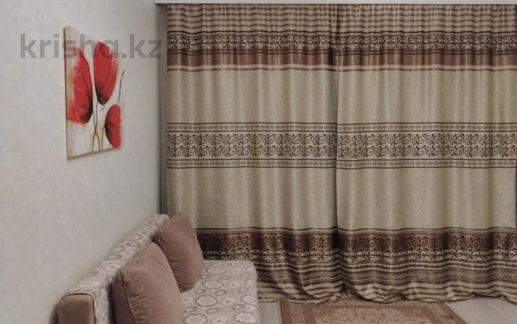 1-комнатная квартира · 45 м² · 4/8 этаж, Аль Фараби 15 за 190 000 ₸ в Астане, Есильский р-н — фото 2