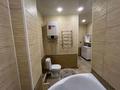 2-бөлмелі пәтер · 90 м² · 10/11 қабат, 16-й мкр 57 — 17 мкр, бағасы: 28 млн ₸ в Актау — фото 14