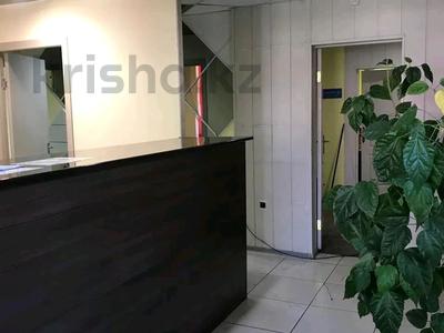 10-комнатная квартира · 400 м² · 1/4 этаж, Пр Назарбаева 72 за 17 500 〒 в Усть-Каменогорске, Ульбинский