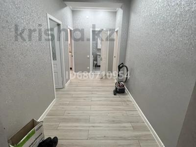 2-бөлмелі пәтер, 80 м², 8/9 қабат, 17-й мкр 96, бағасы: 30 млн 〒 в Актау, 17-й мкр