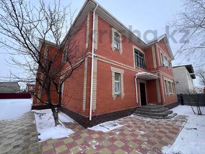 Отдельный дом • 6 комнат • 249.7 м² • 7.6 сот., Сабыр Кагазова 5 за 65 млн 〒 в Атырау