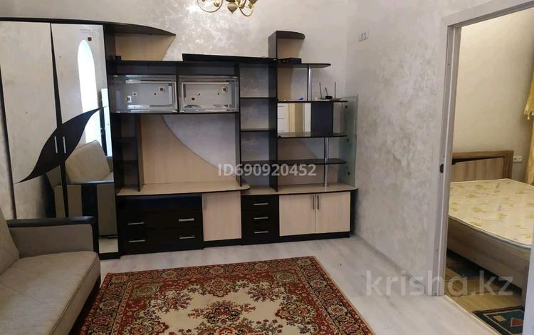 2-комнатная квартира, 46 м², 9/10 этаж помесячно, мкр Шугыла, Жунисова 14/10