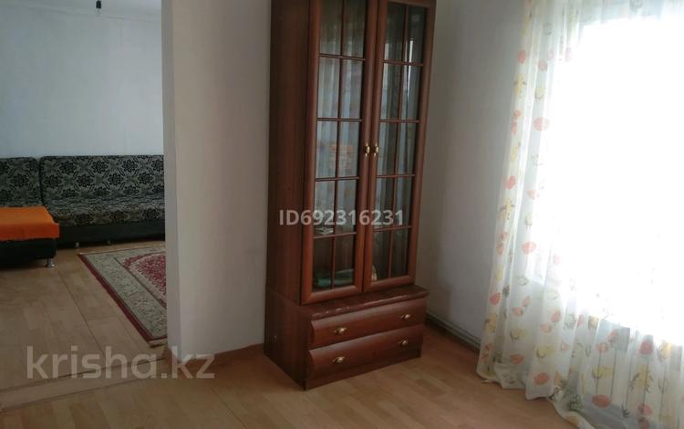 Жеке үй · 2 бөлме · 32 м² · 11 жүзд., Бурабай 52 — Саукеле, бағасы: 100 000 ₸ в Каскелене — фото 2