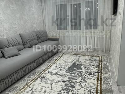 3-комнатная квартира · 60 м² · 4/5 этаж, 35-ый квартал 18 за 25 млн 〒 в Семее