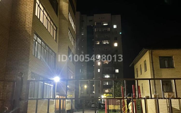 3-комнатная квартира · 140 м² · 9 этаж, Первомайская 13 — Район Турист за 50 млн 〒 в Семее — фото 2
