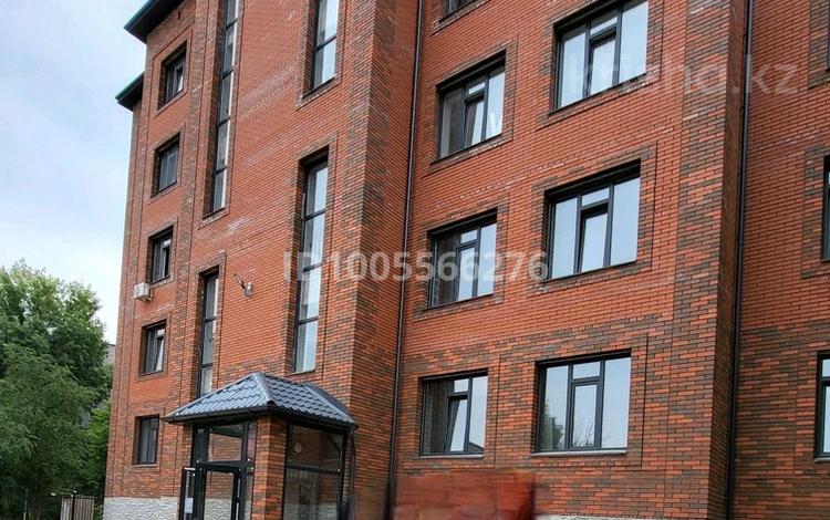 2-комнатная квартира · 70.1 м² · 5/5 этаж, Байтурсынова 12 а за 45.5 млн 〒 в Семее — фото 2