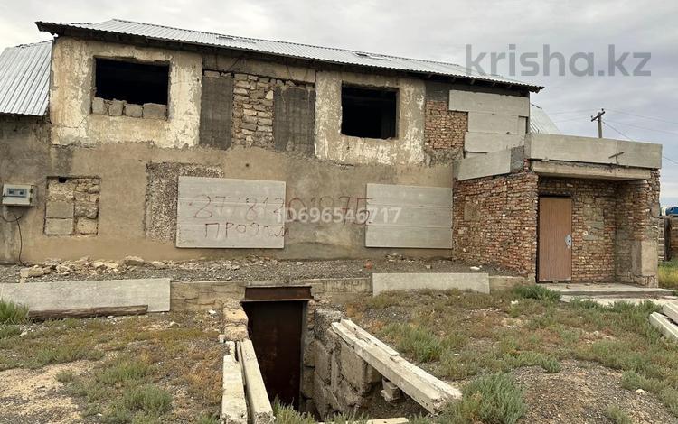Отдельный дом · 4 комнаты · 250 м² · 10 сот., Қызылсай 40 — Қызылсай пересечение Ш.Құдайбердіұлы за 8 млн ₸ в Достык — фото 2