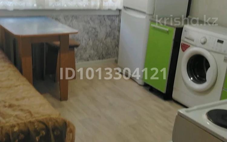 1-комнатная квартира · 37 м² · 3/5 этаж, Елгина 47 за 130 000 ₸ в Павлодаре — фото 2