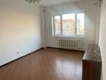 4-комнатная квартира, 92 м², 8/9 этаж помесячно, мкр Жетысу-2 — Срочно за 350 000 〒 в Алматы, Ауэзовский р-н — фото 9