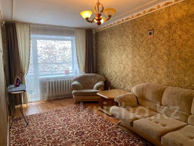 3-комнатная квартира, 60 м², 4/5 этаж, Жангирхана за 15.5 млн 〒 в Уральске