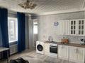 3-комнатная квартира · 62 м² · 2/2 этаж, Момышулы за 7 млн ₸ в  — фото 2