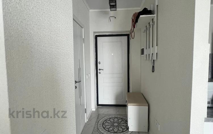 1-бөлмелі пәтер · 37.3 м² · 8/10 қабат, Мангилик Ел 40, бағасы: 28 млн ₸ в Астане, Есильский р-н — фото 2