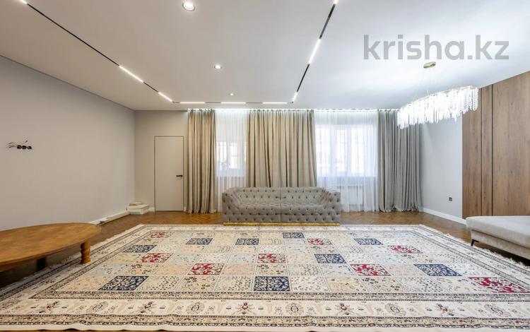 Часть дома · 4 комнаты · 289 м² · 3.5 сот., С 899 за 90 млн ₸ в Астане, Сарыарка р-н — фото 13