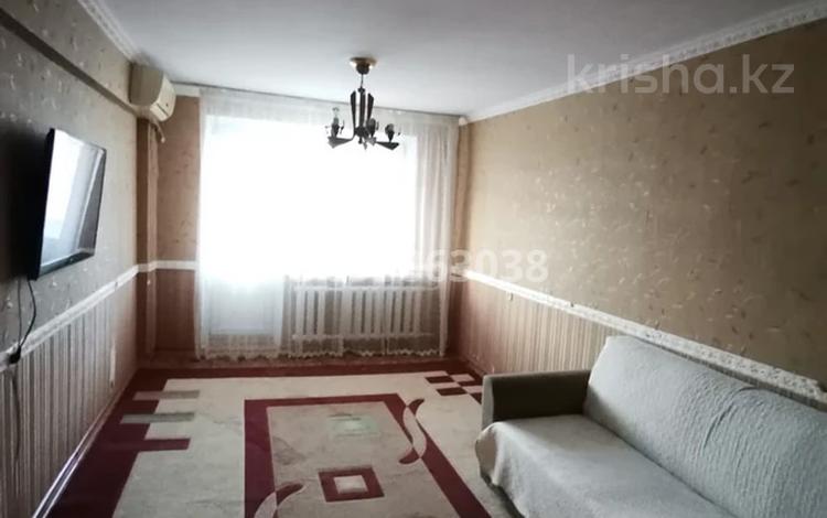 3-комнатная квартира, 70 м², 3/5 этаж, Сейфуллина 20 — Владимирская