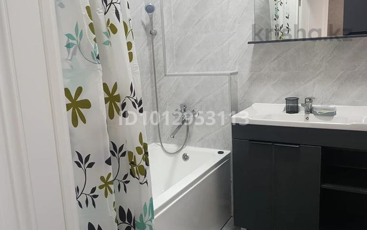 1-бөлмелі пәтер · 45 м² · 6/9 қабат, Радостовца 165/1 — Розыбакиева Сатпаева, бағасы: 45 млн ₸ в Алматы, Бостандыкский р-н — фото 2