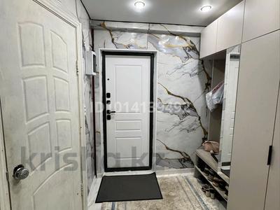 3-бөлмелі пәтер · 63 м² · 2/5 қабат, Конституция 12 — Карасай батыр, бағасы: 25 млн ₸ в Астане, Сарыарка р-н