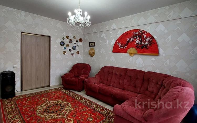 2-комнатная квартира, 60 м², 4/5 этаж, Гагарина 16 за ~ 21 млн 〒 в Риддере — фото 2