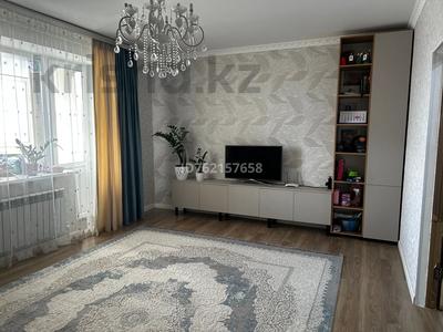 2-комнатная квартира · 78 м² · 2/5 этаж, Бурабай 13 за 23 млн ₸ в Актобе, мкр. Курмыш
