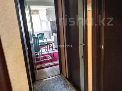 2-бөлмелі пәтер, 57 м², 1/5 қабат, 27-й мкр 21 — жақсы жағдайда пәтер сатылады., бағасы: 17 млн 〒 в Актау, 27-й мкр