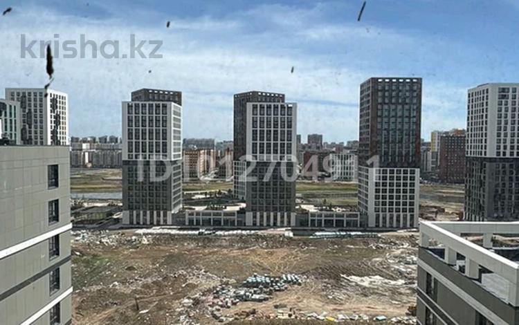 2-комнатная квартира · 69.4 м² · 13/18 этаж, Е-36 13 за 45 млн ₸ в Астане, Нура р-н — фото 2