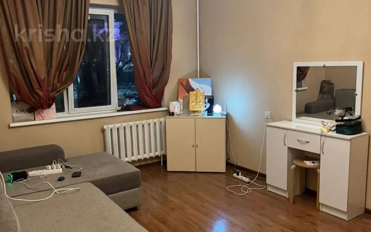 1-комнатная квартира, 40 м², 3/8 этаж, мкр Орбита-2