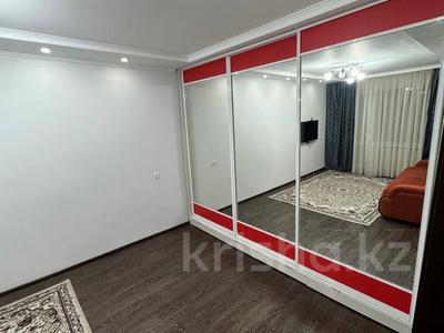 1-комнатная квартира · 55 м² · 2/5 этаж, Утепова 25 за 9 500 ₸ в Усть-Каменогорске