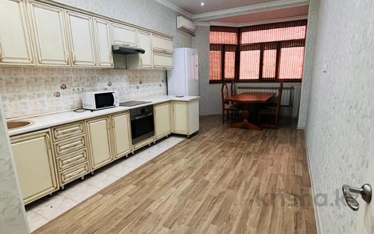 2-комнатная квартира, 90 м², 2/12 этаж, 17-й мкр 7