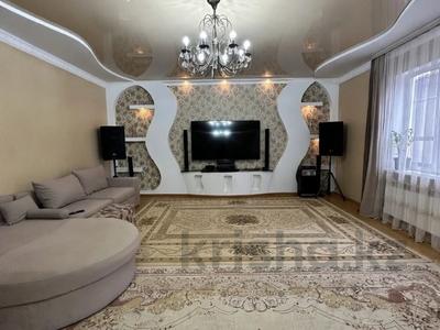 Жеке үй · 4 бөлме · 208.1 м² · 4.78 сот., Братьев Жубановых 117, бағасы: 47 млн 〒 в Актобе