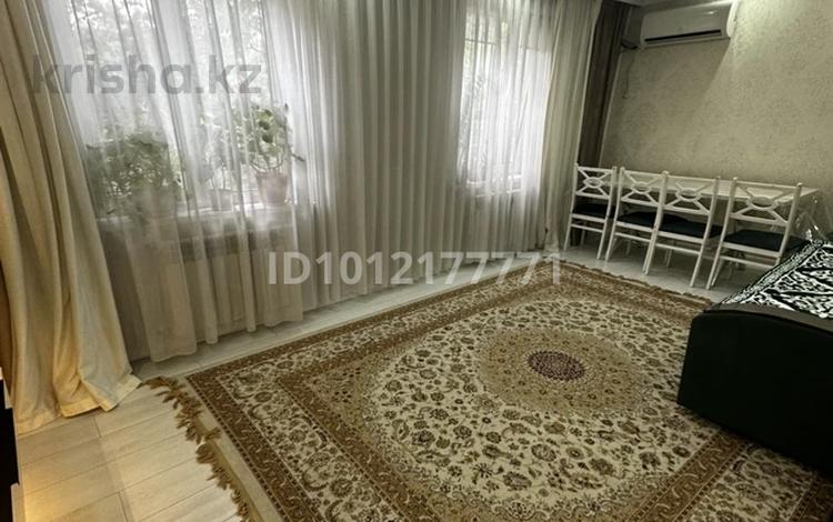 3-бөлмелі пәтер · 56 м² · 4/5 қабат, Айнабұлақ-3 ш/а., бағасы: 300 000 ₸ в Алматы, Жетысуский р-н — фото 2