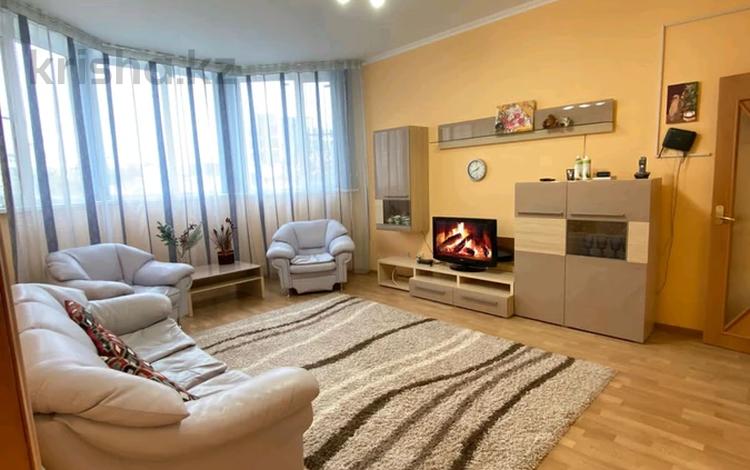 2-бөлмелі пәтер, 78 м², 3/7 қабат ай сайын, Крупская 26, бағасы: 280 000 〒 в Атырау — фото 2