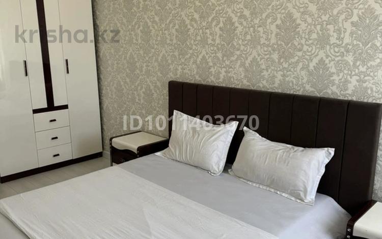 1-бөлмелі пәтер · 50 м² · 7/9 қабат, мкр. Алтын орда, Газизы жубановой 146/2, бағасы: 12 000 ₸ в Актобе — фото 2