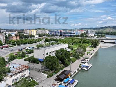Свободное назначение, офисы, магазины и бутики, склады, образование · 2381 м² за ~ 1.1 млрд 〒 в Усть-Каменогорске, Ульбинский