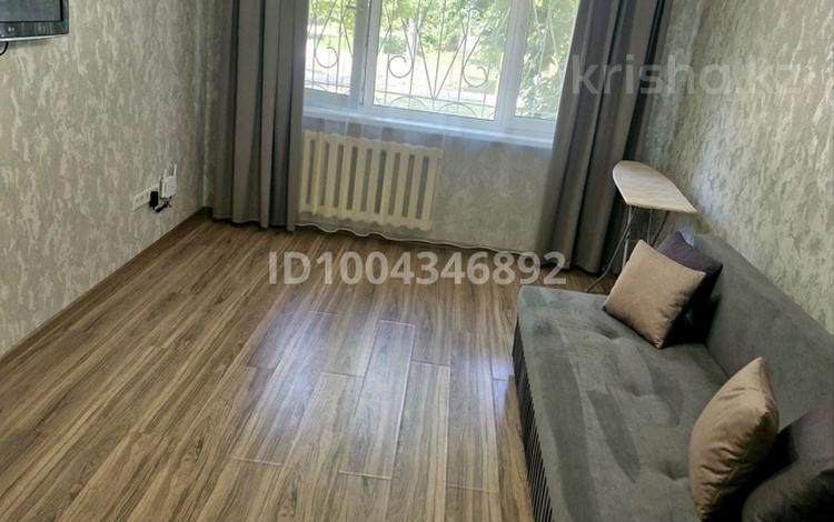 2-комнатная квартира · 50 м² · 1/5 этаж, Доспанова 59 — Пр-кт Назарбаева. Юбилейная за 13 000 ₸ в Уральске — фото 2