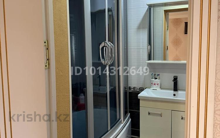 3-комнатная квартира · 75.5 м² · 3/4 этаж, 4 54 за 24 млн ₸ в Жанаозен — фото 2
