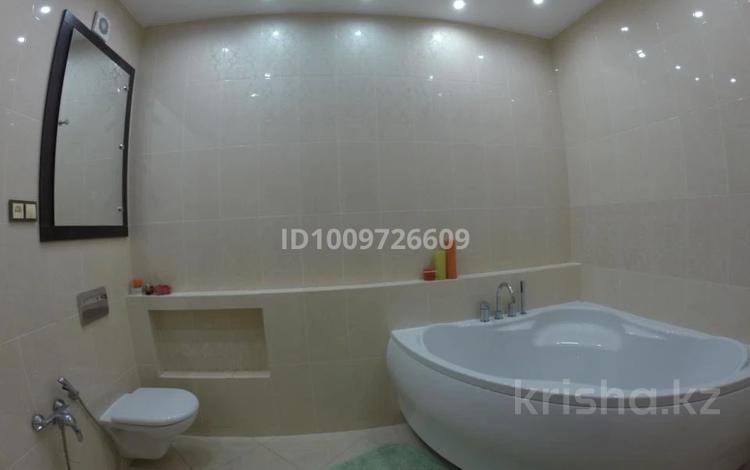 3-комнатная квартира · 104 м² · 13/13 этаж, Шевченко 164г за 450 000 〒 в Алматы, Алмалинский р-н — фото 2