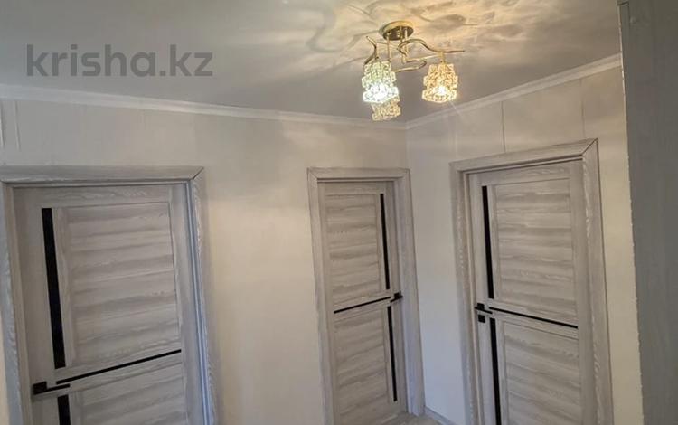 3-бөлмелі пәтер · 64 м² · 5/5 қабат, Ларина, бағасы: ~ 15.9 млн ₸ в Уральске — фото 2