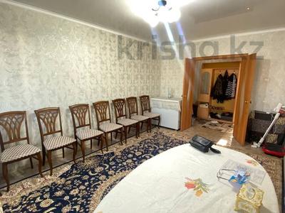 4-бөлмелі пәтер · 74.4 м² · 5/6 қабат, Абылай хана 24, бағасы: 23 млн ₸ в Кокшетау