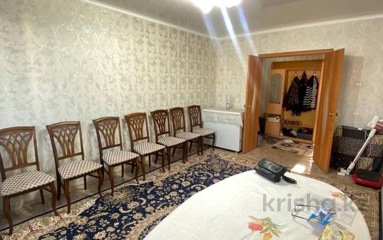 4-бөлмелі пәтер · 74.4 м² · 5/6 қабат, Абылай хана 24, бағасы: 23 млн ₸ в Кокшетау — фото 2