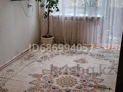 2-комнатная квартира · 42 м² · 2/3 этаж, мкр Жилгородок, Пер.Касиподак 10 — 16 школа,магазин Анвар за 12.1 млн ₸ в Актобе